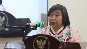 Komisi Nasional Hak Asasi Manusia (Komnas HAM) menyatakan bahwa aksi perkosaan yang terjadi selama kerusuhan 13–15 Mei 1998 merupakan bagian dari kejahatan terhadap kemanusiaan, sebagaimana diatur dalam undang-undang.