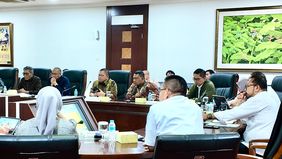 saat ini terdapat disharmoni antara Peraturan Menteri Keuangan (PMK) Nomor 95 Tahun 2023 dan Keputusan Menteri Agama (Kepmenag) Nomor 1009 Tahun 2023 yang berdampak pada proses pengadaan tanah. Kemenag, kata dia, siap menjadi bagian dari solusi