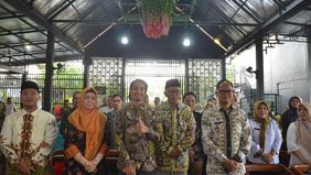 DPR RI bersama mitra kerja Badan Gizi Nasional (BGN) menggelar sosialisasi program Makan Bergizi Gratis (MBG) di Gresik, Jawa Timur, Rabu, 18 Juni 2025. 