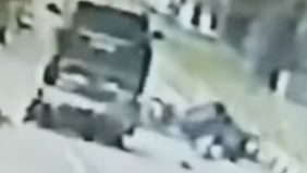 Setelah kejadian kedua korban telah dievakuasi dan dilarikan ke rumah sakit terdekat guna mendapatkan pertolongan medis lebih lanjut.