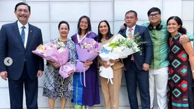 Momen penuh haru terjadi dalam keluarga besar Luhut Binsar Pandjaitan saat sang cucu, Faye Simanjuntak, resmi menyelesaikan pendidikan dari salah satu universitas terbaik dunia. Di balik kebanggaan itu, tersimpan kisah panjang tentang sosok Faye.