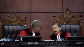Mahkamah Konstitusi (MK) mendesak pemerintah dan DPR RI untuk menunjukkan bukti nyata keterlibatan publik dalam proses penyusunan Undang-Undang Nomor 3 Tahun 2025, yang merupakan revisi dari UU Nomor 34 Tahun 2004 tentang Tentara Nasional Indonesia (