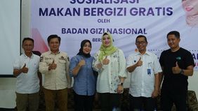 Dalam upaya nyata mengatasipermasalahan gizi buruk, khususnya di kalangan anak-anak dan ibu hamil, Anggota DPR RI Putih Sari bersama mitra kerja Badan Gizi Nasional (BGN) melakukan sosialisasi program Makan Bergizi Gratis (MBG) di Purwakarta.