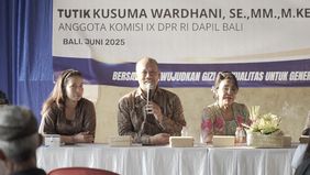 DPR RI bersama mitra kerja Badan Gizi Nasional (BGN) menggelar sosialisasi program Makan Bergizi Gratis (MBG) di Wantilan Desa Adat, Denpasar, Bali.