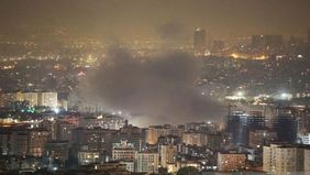 Pemerintah Iran pada Selasa mengonfirmasi bahwa seorang komandan tinggi Korps Garda Revolusi Islam (IRGC), Mohammad Taqi Yousefvand, gugur akibat serangan rudal Israel yang menghantam Teheran.