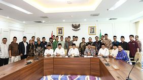  Program beasiswa ini menyasar mahasiswa strata satu (S1) semester gasal tahun akademik 2025/2026 dan kini resmi membuka pendaftaran mulai 27 Juni hingga 11 Juli 2025 secara daring.