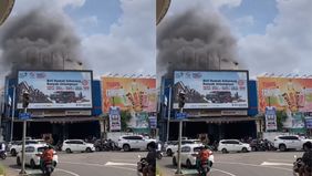 Sebuah toko ban mobil bernama Dua Sekawan yang terletak di Jalan Sultan Agung dilaporkan terbakar pada Senin siang, 30 Juni 2025. Kepulan asap hitam tebal tampak membumbung tinggi ke langit dan menarik perhatian warga sekitar maupun pengguna jalan.