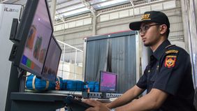 Direktorat Jenderal Bea Cukai resmi memberlakukan Peraturan Menteri Keuangan (PMK) Nomor 25 Tahun 2025 tentang Ketentuan Kepabeanan atas Impor Barang Pindahan, yang mulai berlaku efektif pada 27 Juni 2025.
