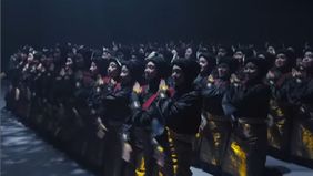 Akun resmi Instagram Apple (@apple) kembali menyorot karya kreatif dari Indonesia. Kali ini, sebuah video yang menampilkan tarian tradisional Ratoh Jaroe asal Aceh menjadi unggahan terbaru mereka dalam format Reels, menyedot perhatian publik internas