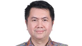 Demokrasi bukanlah suatu konsep yang sederhana melainkan kompleks dan multidimensi.