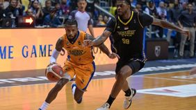 Empat tim telah unjuk gigi dalam putaran pertama Playoffs Indonesian Basketball League (IBL) 2025. Dari laga-laga panas tersebut, dua tim sukses mengamankan tiket ke semifinal, yakni Rans Simba Bogor dan Satria Muda Pertamina Jakarta.