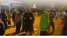 Pemerintah Kota Mataram di Provinsi Nusa Tenggara Barat menetapkan status tanggap darurat bencana selama dua pekan ke depan untuk mempercepat proses penanganan pascabencana banjir yang melanda wilayah tersebut pada Minggu, 6 Juli 2025.