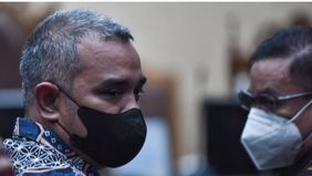 Gatot Arif Rahmadi, terdakwa dalam kasus dugaan korupsi pembuatan Surat Pertanggungjawaban (SPJ) fiktif, mengambil langkah mengejutkan dengan mengajukan diri sebagai saksi pelaku yang bekerja sama dengan penegak hukum dalam menuntaskan perkara (justi