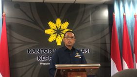 Pemerintah Indonesia menanggapi dengan tenang keputusan terbaru Presiden Amerika Serikat, Donald Trump, yang menetapkan tarif 32 persen terhadap produk Indonesia mulai 1 Agustus 2025.