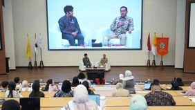 PT Telkom Indonesia (Persero) Tbk (Telkom) menegaskan komitmennya dalam mengintegrasikan prinsip-prinsip Lingkungan, Sosial, dan Tata Kelola (Environmental, Social, and Governance/ESG) ke dalam strategi korporasi sebagai upaya memperkuat daya saing.