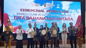 Wakil Menteri Kebudayaan Giring Ganesha secara resmi membuka audisi Paduan Suara Gita Bahana Nusantara (GBN) untuk wilayah Kalimantan Selatan, yang digelar di Mahligai Pancasila pada Rabu, 9 Juli 2025.