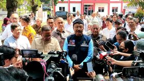 Menteri Sosial Saifullah Yusuf menyatakan kesiapan untuk memanfaatkan teknologi kecerdasan buatan (AI) dalam memetakan potensi dan bakat siswa Sekolah Rakyat. Langkah ini diharapkan dapat menjadi panduan bagi para guru dalam merancang metode pembelaj