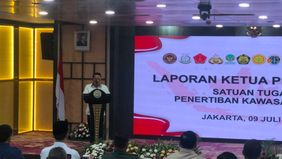 Satgas PKH hingga Juni 2025 telah menyerahkan sekitar 800 ribu hektare lahan hutan hasil penguasaan kembali kepada PT Agrinas Palma Nusantara (Persero), sebuah BUMN yang bergerak di sektor pengelolaan kelapa sawit.
