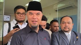 psikolog Lita Gading disomasi dan akan dilaporkan ke Polda Metro Jaya usai bully anak Ahmad Dhani.