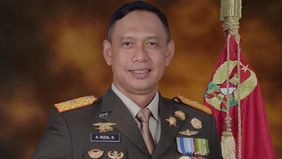 Tentara Nasional Indonesia (TNI) menyatakan menghormati sekaligus mendukung penuh keputusan pemerintah yang menunjuk Mayor Jenderal TNI Ahmad Rizal Ramdhani sebagai Direktur Utama Perum Bulog.