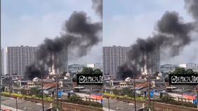 Terjadi kebakaran di Dekat Jalan PGRI RT 003/013 Kemirimuka, Beji.
