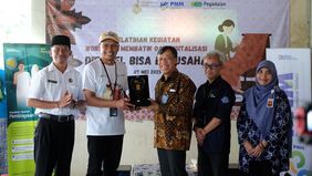 PT Pegadaian bersama PT Permodalan Nasional Madani (PNM), melakukan pelatihan keterampilan membatik dan pemasaran digital bagi 50 penyandang disabilitas di Kabupaten Bantul, Yogyakarta, pada Senin, 7 Juli 2025.