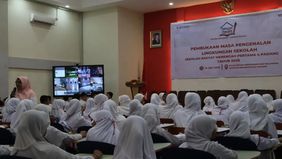 Balai Besar Pendidikan dan Pelatihan Kesejahteraan Sosial (BBPPKS) di bawah naungan Kementerian Sosial memperkuat pengawasan demi mencegah praktik perundungan terhadap para siswa Sekolah Rakyat SMP 4 Padang yang berlokasi di balai milik Kemensos. 