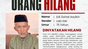 Kakek pergi saat kedua anaknya tertidur