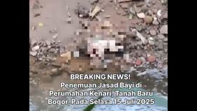 Mayat ditemukan di kawasan sebuah perumahan.