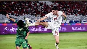 Justin Hubner kena kartu merah usai kejadian tersebut.