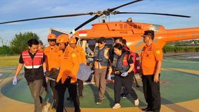 Seorang pendaki asal Belanda bernama Sarah Tamar van Hulten yang mengalami insiden terjatuh di jalur Pelawangan Sembalun menuju Danau Segara Anak, Gunung Rinjani, Lombok, Nusa Tenggara Barat, akhirnya berhasil dievakuasi dengan selamat menggunakan he
