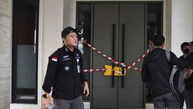 Direktorat Jenderal Imigrasi Kementerian Hukum dan HAM mengungkapkan bahwa pengusaha M. Riza Chalid, yang kini menyandang status tersangka dalam kasus dugaan korupsi tata kelola minyak, tercatat meninggalkan Indonesia menuju Malaysia berdasarkan data