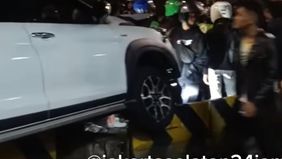Peristiwa ini terjadi di dekat halte MRT ASEAN.