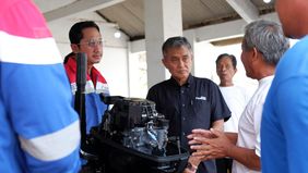 Pertamina melalui PT Pertamina Lubricants, anak perusahaan Subholding Commercial & Trading menghadirkan solusi berkelanjutan bagi masyarakat pesisir, khususnya nelayan di wilayah operasional perusahaan.