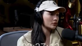 Erika Carlina mengungkap alasan ia tak jadi menikah dengan pria yang menghamilinya, karena si pria memiliki anak dari wanita lain dan suka silent treatment.