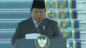 Presiden Prabowo Subianto resmi melantik 2.000 lulusan akademi militer dan akademi kepolisian menjadi perwira TNI-Polri dalam upacara prasetya perwira (praspa) di Istana Kepresidenan Jakarta, Rabu 23 Juli 2025.