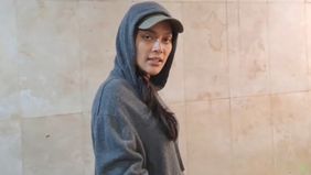 Erika Carlina datangi Polda Metro Jaya untuk melakukan pemeriksaan terkait laporannya terhadap DJ Panda soal pengancaman.