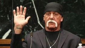 Dunia gulat berduka atas kepergian salah satu tokohnya yang paling legendaris. Hulk Hogan, ikon gulat profesional yang turut membesarkan nama World Wrestling Entertainment (WWE), meninggal dunia pada usia 71 tahun.