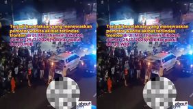 Terjadi kecelakaan yang menewaskan pemotor wanita akibat terlindas tronton di Jlalan MH Thamrin Cikokol, Jumat (25/7/2025) sekitar pukul 00.30 WIB.