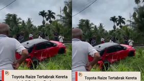 Kapolsek Batang Anai, Iptu Wadriadi, yang memimpin penanganan di lapangan, membenarkan peristiwa tersebut. Insiden melibatkan kereta yang melaju dari Bandara Internasional Minangkabau menuju Stasiun Pulo Air dan mobil Toyota Raize merah bernomor poli