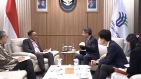 Wakil Menteri Investasi dan Hilirisasi, Todotua Pasaribu bertemu dengan Park Soo-Deok, Kuasa Usaha Ad interim Kedutaan Besar Korea Selatan di Indonesia di Kantor Kementerian Investasi dan Hilirisasi. 