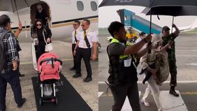 Penyanyi Syahrini terlihat kembali ke Jakarta bersama suami dan keluarga tercinta, setelah lama tinggal di Singapura dan Jepang.