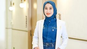 Produknya disebut berbahaya karena tak mengantongi izin BPOM, Reza Gladys tegaskan jika itu bukan skincare melainkan bahan treatment klinik.