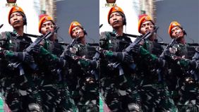 Sebanyak 17.000 personel gabungan dari tiga matra Tentara Nasional Indonesia (TNI), Angkatan Darat, Laut, dan Udara, mengikuti gladi bersih menjelang acara pengukuhan dan pelantikan Panglima Pasukan Khusus.