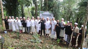 Di tengah tantangan perubahan iklim dan degradasi hutan, sebuah gerakan pelestarian lingkungan tumbuh di Desa Yehembang Kangin, Kabupaten Jembrana, Bali, Senin, 4 Agustus 2025. 
