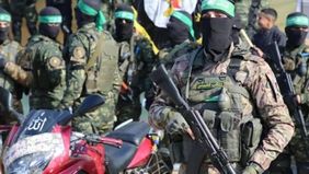 Kelompok perlawanan Palestina, Hamas, mengajukan tuntutan agar ratusan truk bantuan dapat masuk ke Jalur Gaza.