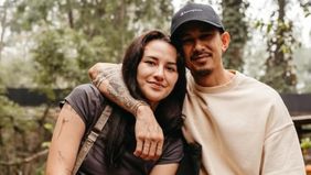 Dahlia Poland diam-diam gugat cerai Fandy Christian di Pengadilan Negeri Badung, Bali.