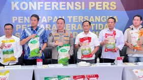 Modus dari kejahatan ini, yaitu tersangka melakukan produksi dan penjualan beras premium yang tidak sesuai standar. Standar ini ditentukan melalui SNI, peraturan Menteri Pertanian dan peraturan Kepala Badan Pangan Nasional (Bapanas).