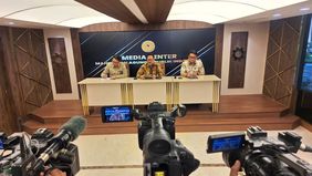Juru Bicara MA, Yanto, menegaskan bahwa pihaknya akan menindaklanjuti laporan yang diajukan oleh kuasa hukum mantan Menteri Perdagangan, Tom Lembong, terhadap 3 hakim yang menjatuhkan vonis bersalah padanya dalam perkara importasi gula.