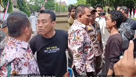 Ketegangan memuncak di Kabupaten Pati, Jawa Tengah, setelah kebijakan kenaikan Pajak Bumi dan Bangunan Perdesaan dan Perkotaan (PBB-P2) sebesar 250 persen memicu kemarahan publik.